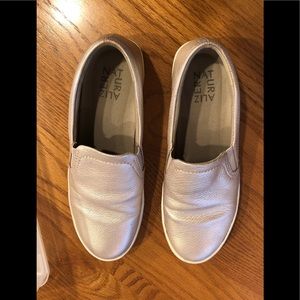 Naturalizer Marianne rose gold leather shoes.